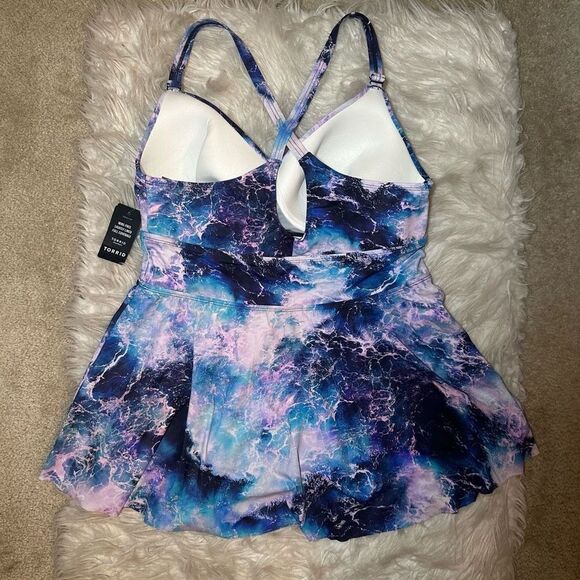 Torrid Wire-Free Racerback Tankini Top - Picture 7 of 10